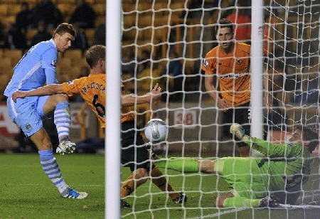 “Vùi dập” Wolves, Man City vào tứ kết League Cup - 2 “Vùi dập” Wolves, Man City vào tứ kết League Cup - 2