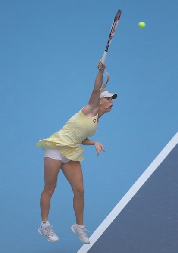 Roddick thua sốc, Wozniack vượt khó - 2 Roddick thua sốc, Wozniack vượt khó - 2