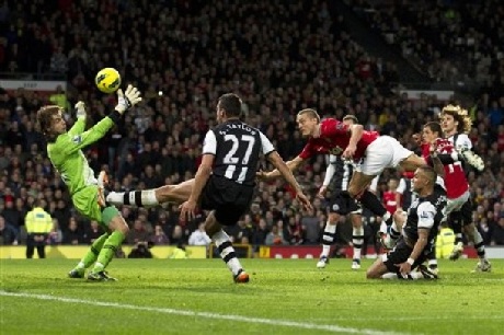 “Quỷ đỏ” bất lực trước Newcastle ngay tại Old Trafford - 3 “Quỷ đỏ” bất lực trước Newcastle ngay tại Old Trafford - 3