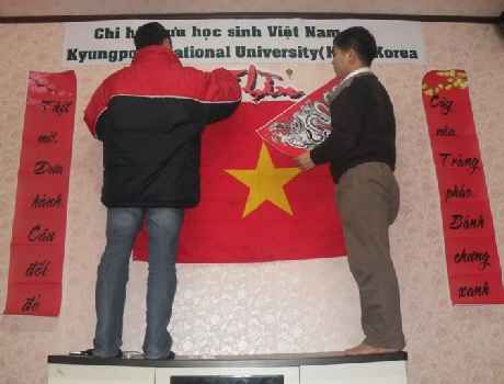 Đầm ấm không khí đón Tết của du học sinh Việt Nam tại Hàn Quốc - 2