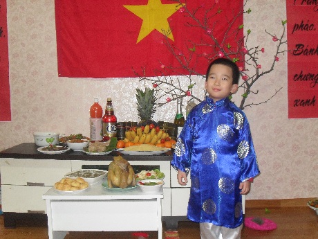 Cùng trao gửi lời sẻ chia, chúc mừng năm mới 2012 - 3 Cùng trao gửi lời sẻ chia, chúc mừng năm mới 2012 - 3