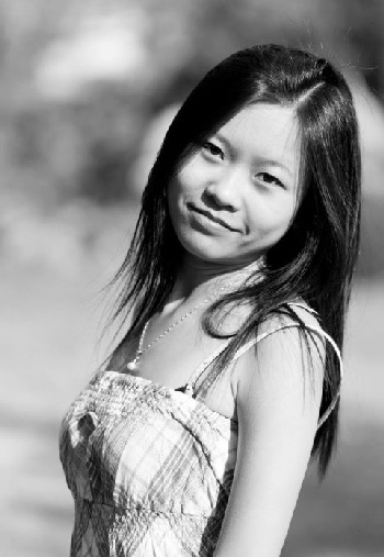 Nữ sinh Việt Nam xinh tươi trên đất Pháp - 5