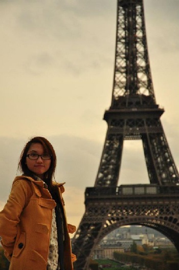 Nữ sinh Việt Nam xinh tươi trên đất Pháp - 6