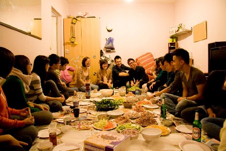 “Gia đình” đặc biệt của du học sinh Việt giữa trời Âu - 3 “Gia đình” đặc biệt của du học sinh Việt giữa trời Âu