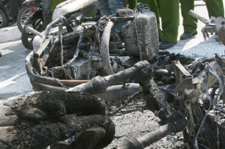 Cháy xe: Thủ phạm không phải là xăng dầu