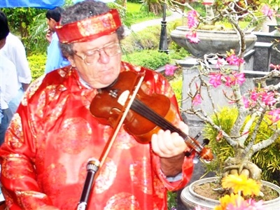 Điệu vĩ cầm bất tử ở Mỹ Lai - 1 Điệu vĩ cầm bất tử ở Mỹ Lai