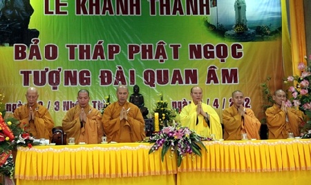 Khánh thành tượng Phật ngọc lớn nhất Việt Nam