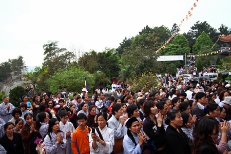 Khánh thành tượng Phật ngọc lớn nhất Việt Nam