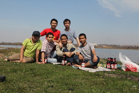 Du học sinh Việt kỷ niệm ngày Chiến thắng 9/5 tại Nga