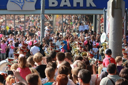 Du học sinh Việt kỷ niệm ngày Chiến thắng 9/5 tại Nga