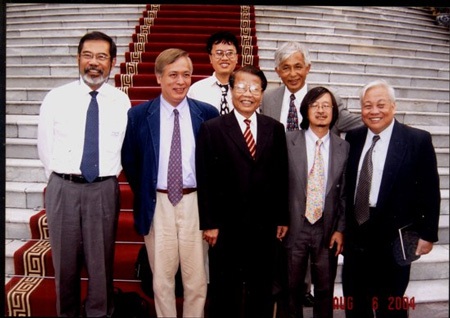 GS Trịnh Xuân Thuận được tặng Giải thưởng Cino del Duca 2012 - 1 GS Trịnh Xuân Thuận được tặng Giải thưởng Cino del Duca 2012