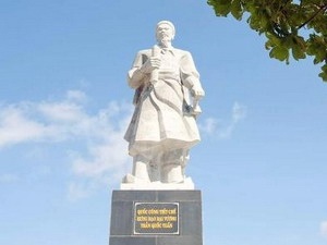 Khánh thành tượng đài Trần Quốc Tuấn ở Trường Sa - 1 Khánh thành tượng đài Trần Quốc Tuấn ở Trường Sa