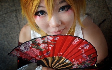 Đối tượng tham gia lễ hội Cosplay phần lớn là giới trẻ tuổi teen vốn ham mê truyện tranh, game...