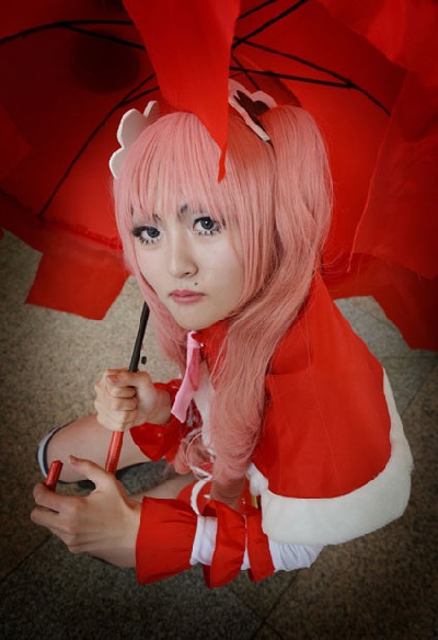 Các hành động, dáng đứng, dáng đi, style cũng là một đặc điểm đáng chú ý cho người