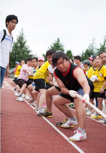 Kéo co luôn là môn thi đấu mang tới nhiều tiếng hò reo, cổ vũ náo động nhất
