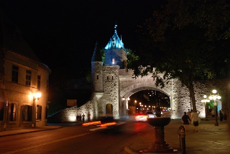 Québec, đêm lung linh và ngày kỳ vĩ - 4 Hai bờ sông Saint-Laurent lung linh ánh đèn