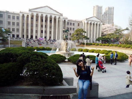 Những bí quyết để trở thành “thợ săn” học bổng - 2 Trang Thanh tại Seoul, Hàn Quốc