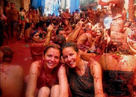 Lễ hội La Tomatina - “Đại chiến đồ ăn” lớn nhất thế giới - 10 Lễ hội thực sự mang lại những giây phút thú vị và đáng nhớ cho du khách