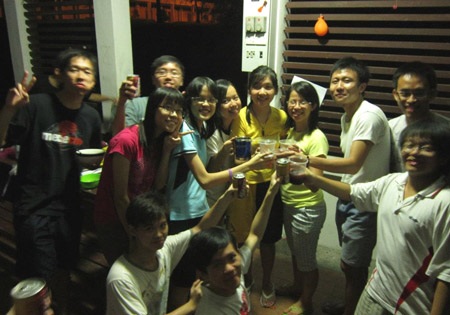 Thế giới đón năm mới 2013 qua “lăng kính” du học sinh Việt - 1 Sinh viên quốc tế tại Malaysia mở tiệc chào năm mới