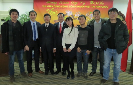 Du học sinh và mùa xuân trên xứ Kim chi - 3 ĐSQ Việt Nam tại Hàn Quốc tổ chức đón Tết cùng cộng đồng người Việt