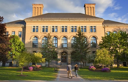 Học bổng 50% hệ thống đại học Massachusetts - 1 Tại Hà Nội: