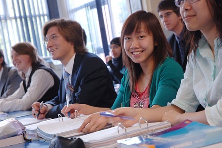 Học bổng 100% học phí tại trường nội trú Tettenhall, Anh quốc - 1 Hội thảo do Hội đồng Anh tổ chức theo lịch cụ thể sau: