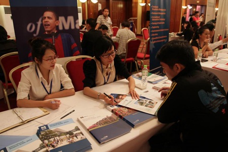 Visa du học Mỹ: Hồ sơ và các bước thực hiện - 1 Triển lãm du học quốc tế Đức Anh 2013