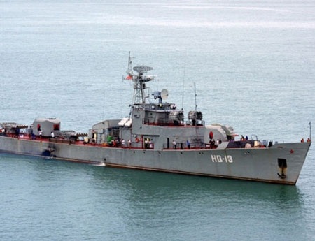 Việt Nam chống tàu ngầm ở Biển Đông thế nào? (Kỳ I) - 4 Tàu săn ngầm Petya II trong biên chế hải quân Việt Nam.