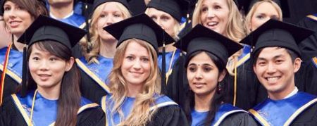 Điểm khác biệt lớn nhất của César Ritz và HIM là việc đảm bảo công việc thực tập và