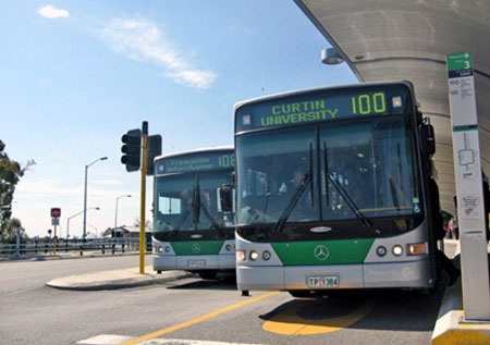 Nhóm trường Đại học khu vực ưu tiên tại Úc – Lợi ích cho du học sinh - 1 Tuyến xe bus dành cho sinh viên Đại học Curtin