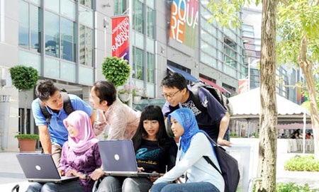 Muốn học ngành Kinh tế ở Đông Nam Á - 2 Trường có học bổng Đại học, Thạc sỹ cho học sinh xuất sắc. Kỳ khai giảng tháng 2, 6, 9