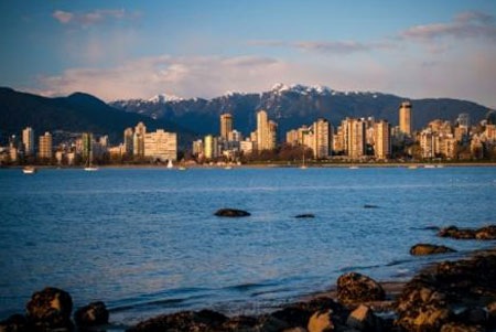 Xếp hạng các trường Đại học tại Canada - 3 Nằm ở cực tây của