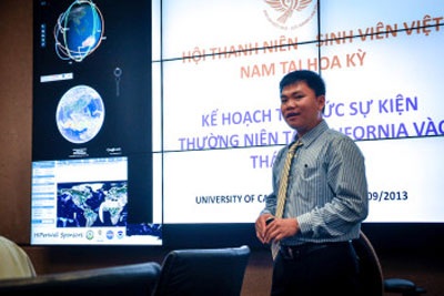 Hội ngộ giữa trời Tây - 1 Hội ngộ giữa trời Tây