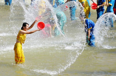 Trải nghiệm “trận chiến vui nhộn” trong những lễ hội nước - 4 5. Lễ hội Fiesta del Agua y del Jamon, Puerto Rico