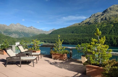 Trải nghiệm mùa đông ở những khách sạn trên núi đẹp nhất thế giới - 5 Khách sạn Fairmont Tremblant, Quebec, Canada