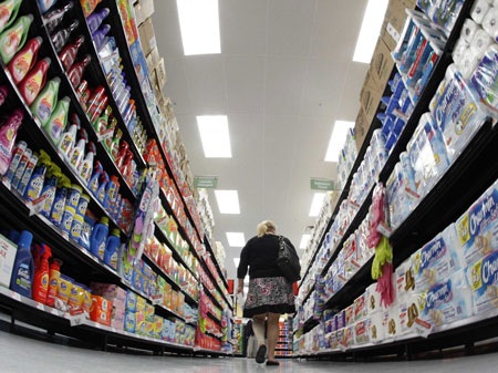 10 sự thật về nước Mỹ khiến du khách quốc tế ngỡ ngàng - 1 Một góc siêu thị Wal-Mart