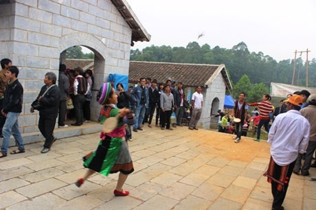 Trò “Đánh Yến” của dân tộc H'Mông