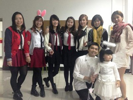 Du học sinh Việt Nam tại Đại học Thượng Hải đón Giáng Sinh 2013 - 2 Đội thi đạt giải nhất