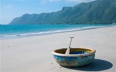 Côn Đảo: Từ “địa ngục trần gian” tới hòn đảo yên bình trong mắt khách Tây - 2 Côn Đảo: Từ “địa ngục trần gian” tới hòn đảo yên bình trong mắt khách Tây