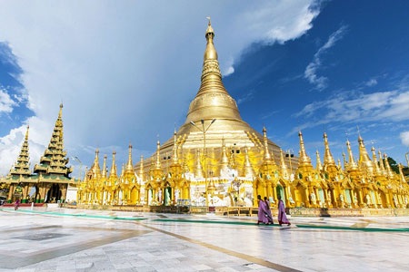 Chùa Vàng Shwedagon linh thiêng bậc nhất Myanmar thu hút đông phật tử đến chiêm bái hàng năm