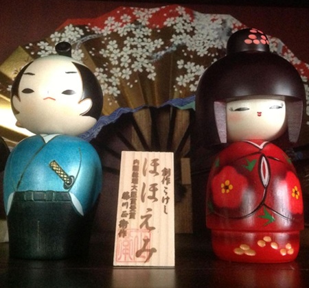 Búp bê Kokeshi - Đồ chơi thôn quê của xứ sở hoa anh đào - 1 Búp bê Kokeshi - Đồ chơi thôn quê của xứ sở hoa anh đào