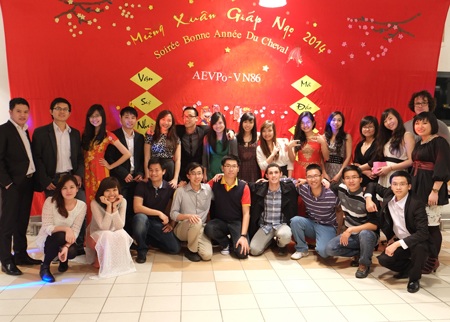 Không khí đón Tết của sinh viên Việt Nam tại thành phố Poitiers Pháp - 5 Tiết mục biểu diễn võ thuật của đoàn võ Vovinam Poitiers