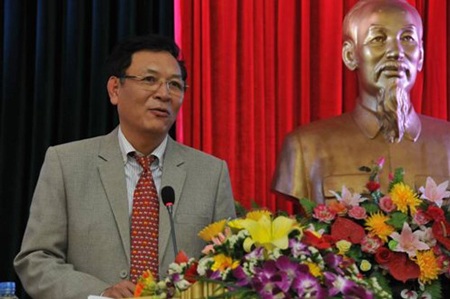 Bộ trưởng GD-ĐT Phạm Vũ Luận phát biểu tại hội nghị