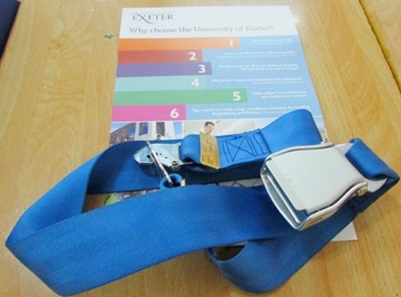 Ngày hội Khám phá Khoa học cùng GS, TS từ Anh quốc - 3 Dây đai an toàn – 1 sản phẩm của công nghệ và đời sống