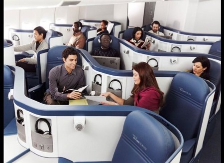 Những chuyến bay dài nhất thế giới - 1 2. Chuyến bay EMIRATES 215/216: