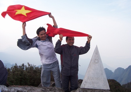 Mở lại 2 tuyến leo núi Phan Si Păng chinh phục “Nóc nhà Đông Dương” - 1 Niềm vui chinh phục Phan Si Păng