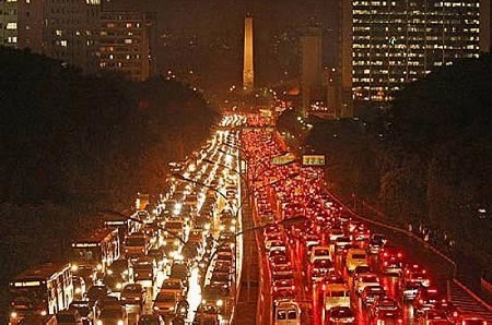 Nước chủ nhà World Cup 2014 và những sự thật thú vị - 3 13. Tên họ phổ biến nhất ở