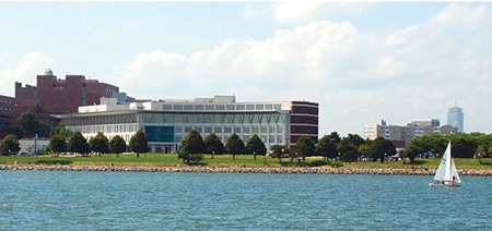 Cơ hội giành những “tấm vé” cuối cùng nhập học ĐH Top 100 Mỹ - 1 UMass Boston tọa lạc tai thành phố