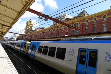 Đại học Monash: Giảm 50% vé tầu, xe công cộng cho sinh viên quốc tế - 3 Ga Flinders tại thành phố Melbourne, bang Victoria