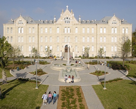 Hội thảo du học - Đại học Saint Mary’s University – bang Texas. - 2 YÊU CẦU ĐẦU VÀO